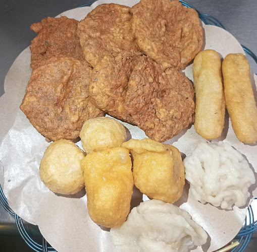 PEMPEK NONY 168 Arivai - Gastronomi dan perhotelan