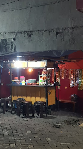 Angkringan Idola Manukan