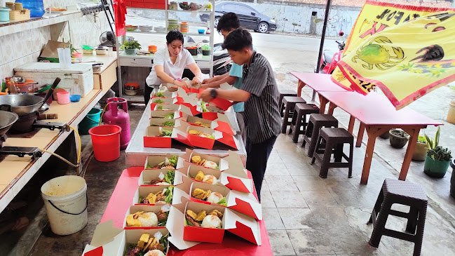 Comentarii opinii despre Yayuk Seafood