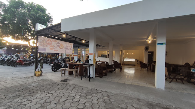 Alifs Coffee & Gelato - Gastronomi dan perhotelan