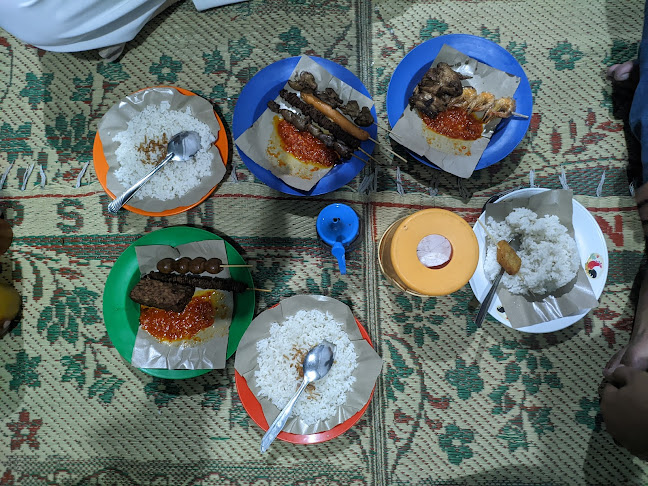 Angkringan Solo Mbak Lusy - Gastronomi dan perhotelan