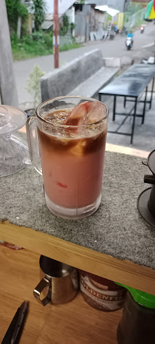 Warung Kopi Makmur (Taichan & Coffee) - Gastronomi dan perhotelan