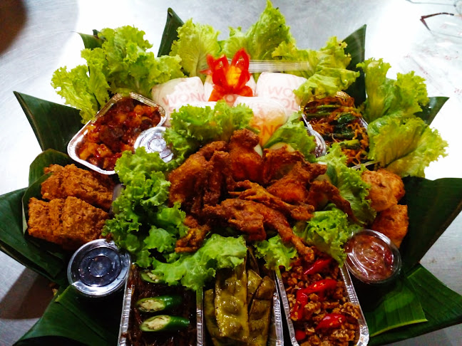 AYAM BAKAR WONG SOLO RUNGKUT MADYA - Surabaya