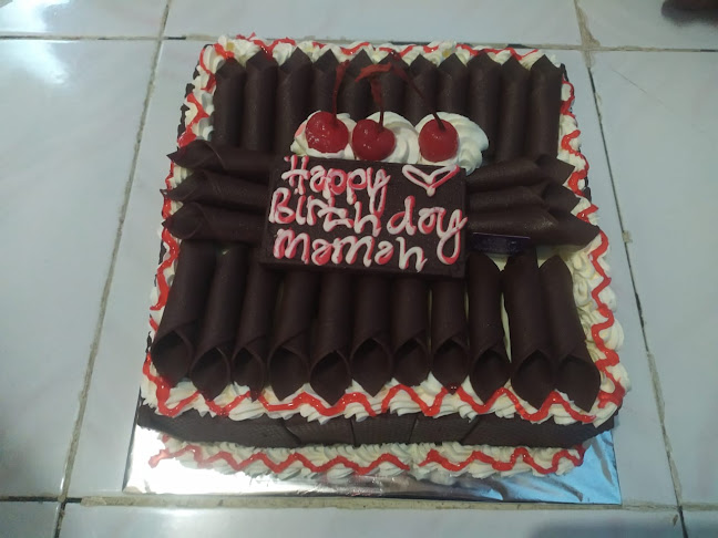 Layla Cake (Regency) - Gastronomi dan perhotelan