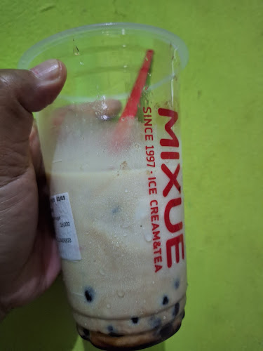 Mixue pasar serpong - Gastronomi dan perhotelan