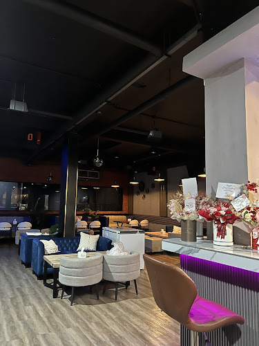 Nine Stage Lounge And Bar