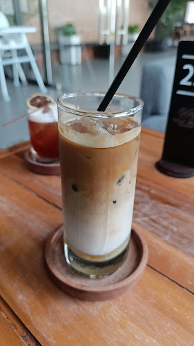 Opinii despre WANT MORE COFFEE & EATERY în Kota Blitar - Gastronomi dan perhotelan
