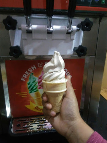 Opinii despre Sosis Bakar SAHAL în Kota Tangerang - Gastronomi dan perhotelan