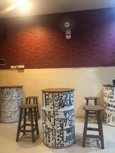 Opinii despre Kotera Kopi în Surabaya - Gastronomi dan perhotelan