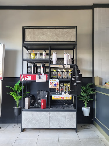 Kopi Kenangan - Gastronomi dan perhotelan