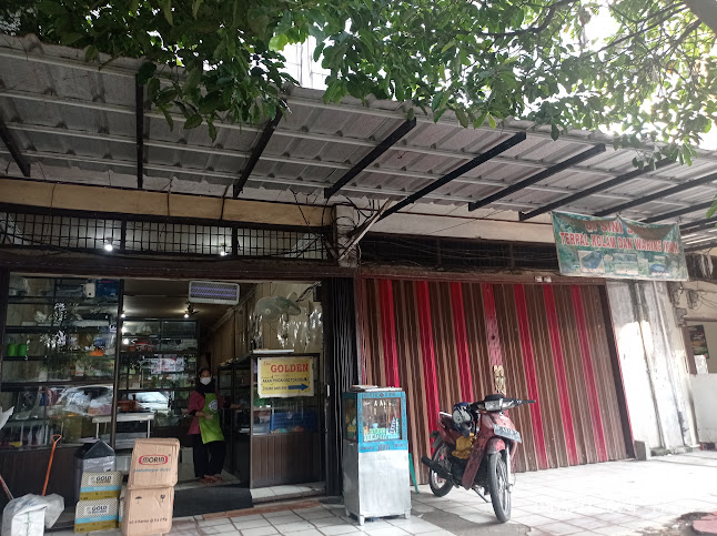 GOLDEN BAKRY & CAKES