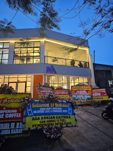 Milestone Cafe & Co-Working Space - Kota Bandung