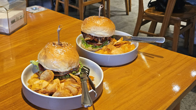 Dadi's Coffee Garden