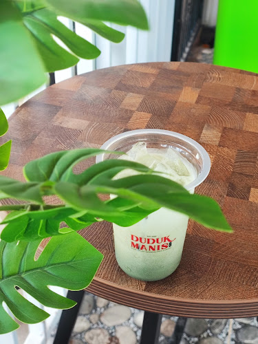 DUDUK MANIS & CO - Gastronomi dan perhotelan