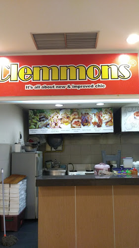 Opinii despre Starbucks Ciumbuleuit în Kota Bandung - Gastronomi dan perhotelan