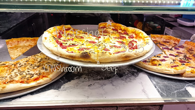 Liberty Slice Pizza - Gastronomi dan perhotelan