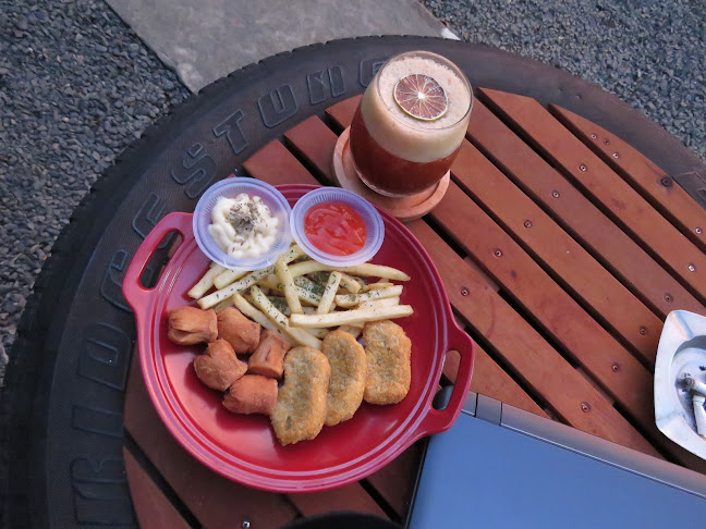 Opinii despre Crimson Lights Coffe în Kota Banjarmasin - Gastronomi dan perhotelan