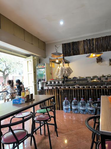 Comentarii opinii despre Warung C'Mar