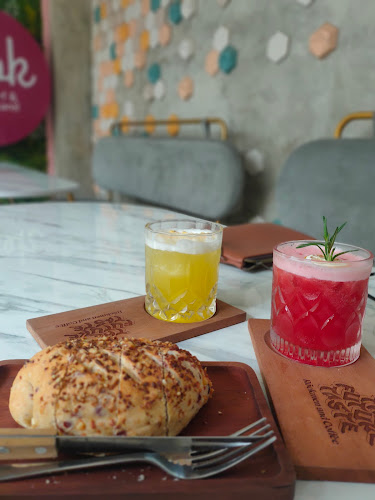 Comentarii opinii despre Rockmen and Coffee