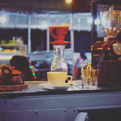 Jl. Raya Pengasinan, Pengasinan, Kec. Sawangan, Kota Depok, Jawa Barat 16518