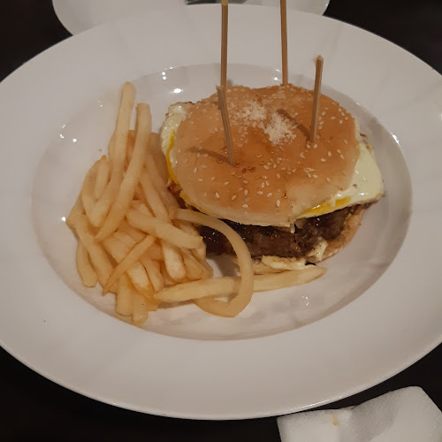 Garasi Ergo - Gastronomi dan perhotelan