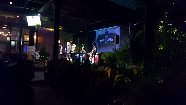 Opinii despre Lava Bar & Kitchen în Kota Surakarta - Gastronomi dan perhotelan