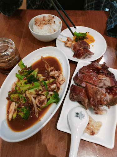 Opinii despre Imperial Kitchen & Dimsum The Park Sawangan în Kota Depok - Gastronomi dan perhotelan