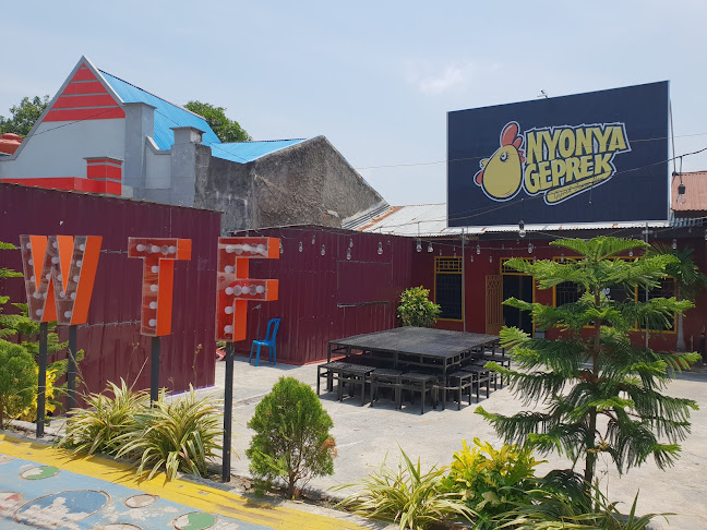 Well The Food ( WTF Cafe )