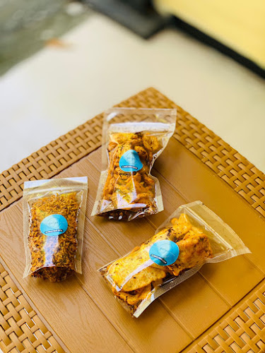 Poskamling, Jl. Patuha Raya, RT.07/RW.05, Gajahmungkur, Kec. Gajahmungkur, Kota Semarang, Jawa Tengah 50231