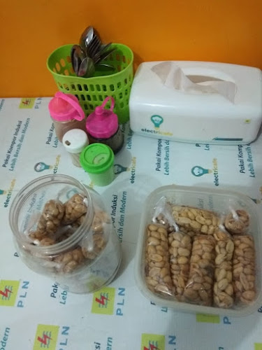 Opinii despre Warkop Adut în Kota Pangkal Pinang - Gastronomi dan perhotelan