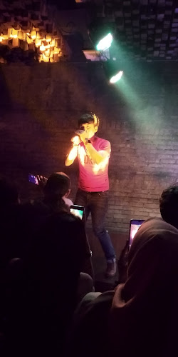 LB Bar & Resto ( La Baraga )