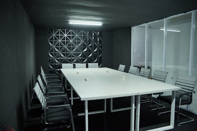 Jl. Yosodipuro No.108 B, Mangkubumen, Kec. Banjarsari, Kota Surakarta, Jawa Tengah 57139