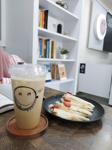 Jl. Kikim I No.9 Blok S, Demang Lebar Daun, Ilir Barat I, Palembang City, South Sumatra 30131