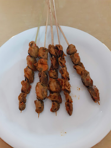 Lontong Mie Babah HOI (MASUK RUKO BCA KAPAS KRAMPUNG) - Gastronomi dan perhotelan