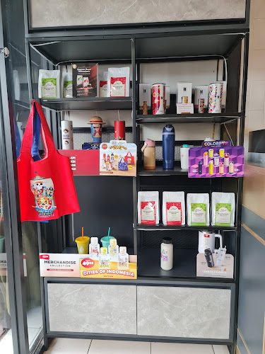 Jl. Ceger Raya No.9, RT.3/RW.4, Jurang Manggu Tim., Kec. Pd. Aren, Kota Tangerang Selatan, Banten 15222