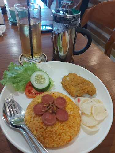 LUXE & CO. - Gastronomi dan perhotelan