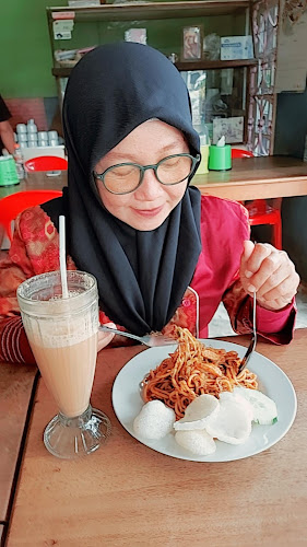 Kedai Kopi Aceh Abby - Gastronomi dan perhotelan