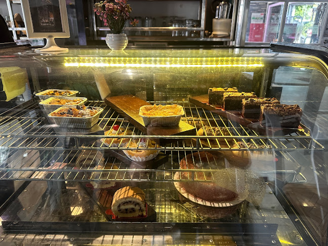 Jl. Jenderal Sudirman No.79, Gn. Bahagia, Kecamatan Balikpapan Selatan, Kota Balikpapan, Kalimantan Timur 76114