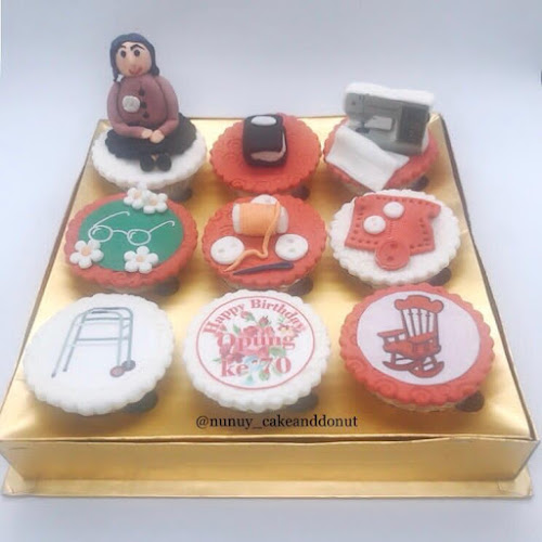 Opinii despre Nunuy Cake & Donut în Kota Medan - Gastronomi dan perhotelan