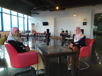 Top Pena Cafe & Resto