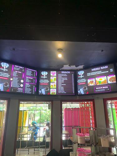 Bukan Hanya Kopi - Gastronomi dan perhotelan