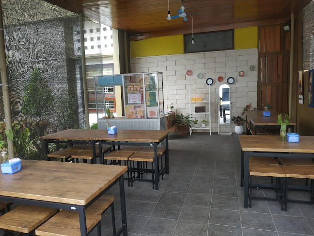 Opinii despre Warung Ny. Henny în Kota Bandar Lampung - Gastronomi dan perhotelan