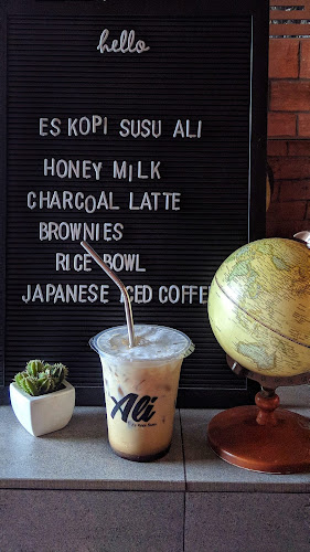 Opinii despre Luthier Coffee în Kota Palembang - Gastronomi dan perhotelan