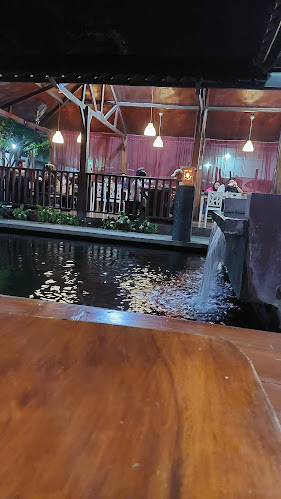 Zuka Saung Iga Konro - Gastronomi dan perhotelan