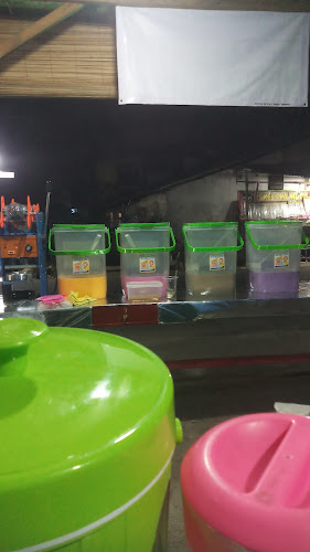 Warung Mak Coy - Gastronomi dan perhotelan