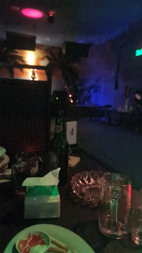 Opinii despre Paradise Bar N bistro în Kota Padang - Gastronomi dan perhotelan