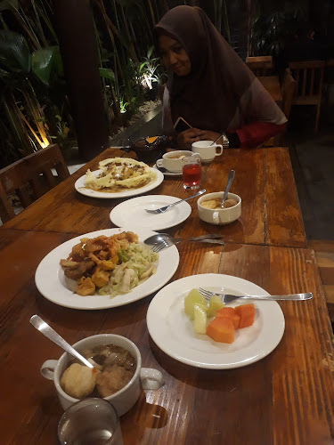 Kedai Rimbun Restaurant - Gastronomi dan perhotelan