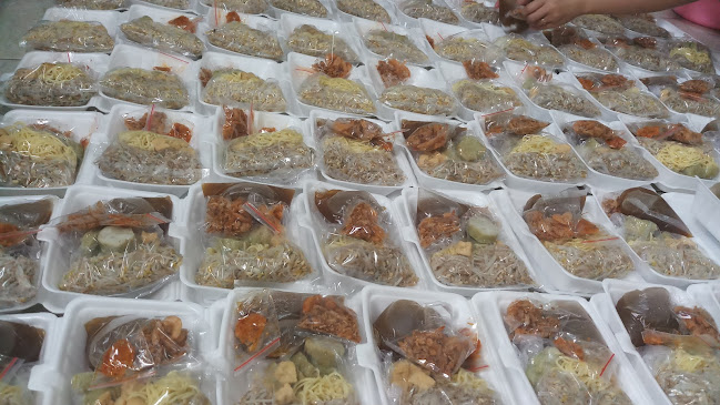 Comentarii opinii despre Lontong Mie Babah HOI (MASUK RUKO BCA KAPAS KRAMPUNG)