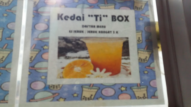 Opinii despre KEDAI "TI" BOX în Kota Parepare - Gastronomi dan perhotelan