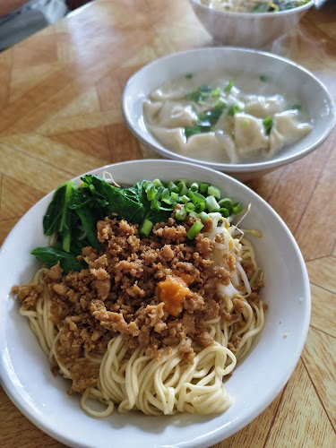 Mie ANNIE NASI TIM LOCUPAN